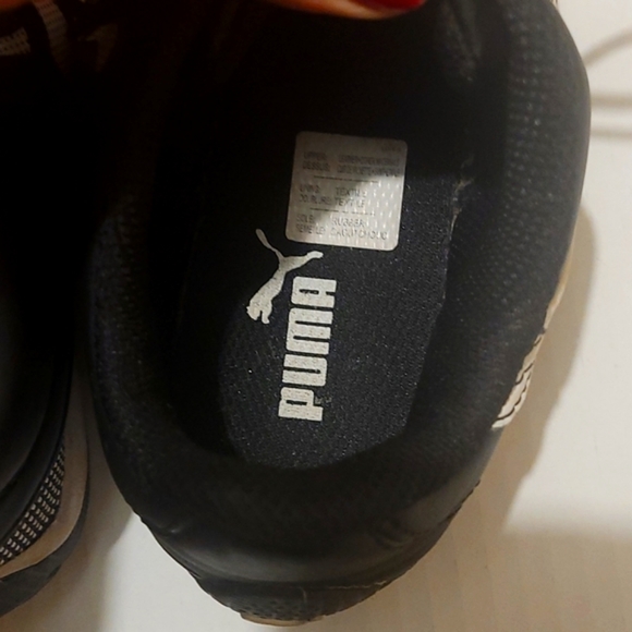 Puma Sneakers 🏃‍♂️ 👟 - Picture 3 of 8